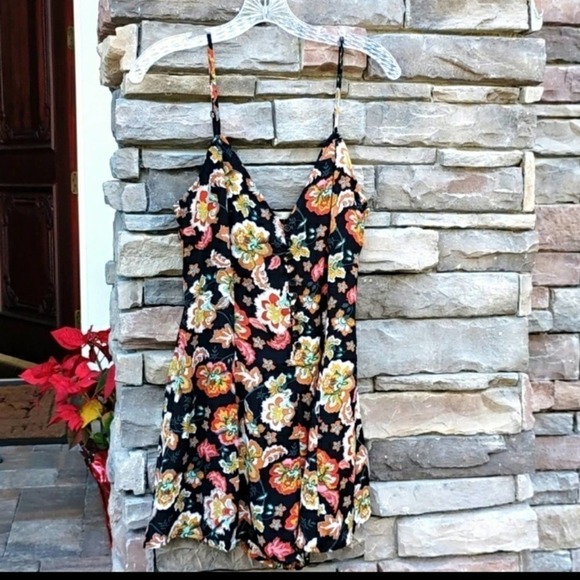 Rokoko Floral Romper Multicolor Adjustable Spaghetti Straps Medium - Picture 3 of 11